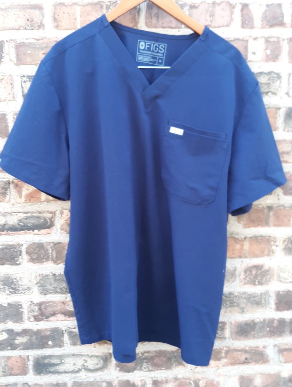 Figs Technical Collection Scrub Top Mens XL Navy Blue V Neck Chisamba Style FM15